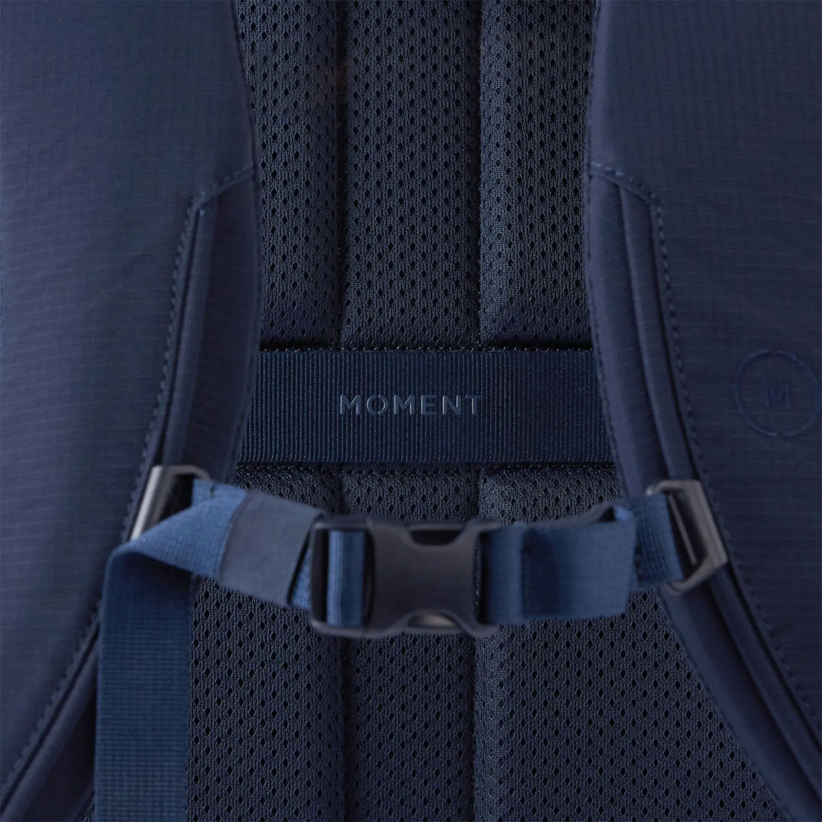 Moment : Everything Backpack : Navy