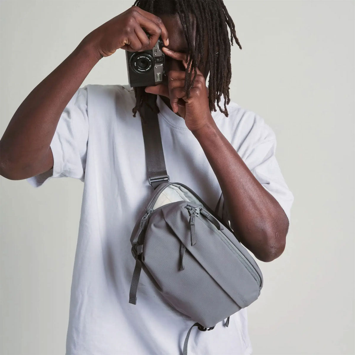 Moment : Everything Sling 4L : Grey