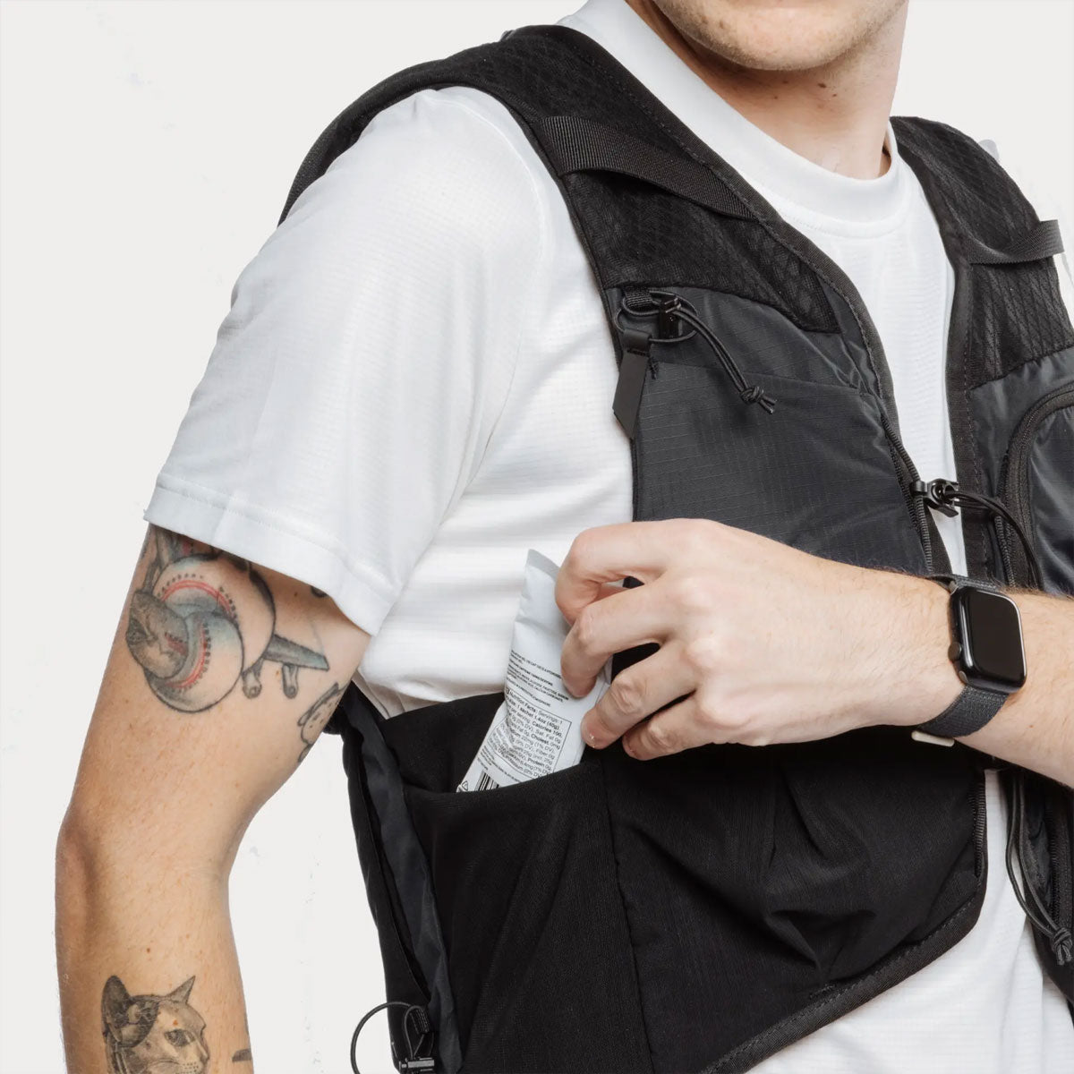 Moment : Exposure Vest 10L : Black