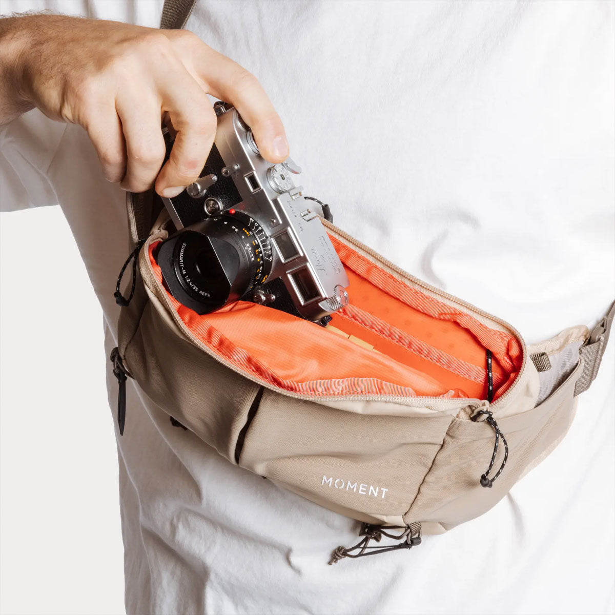 Moment : Slate 4L Camera Sling : Desert