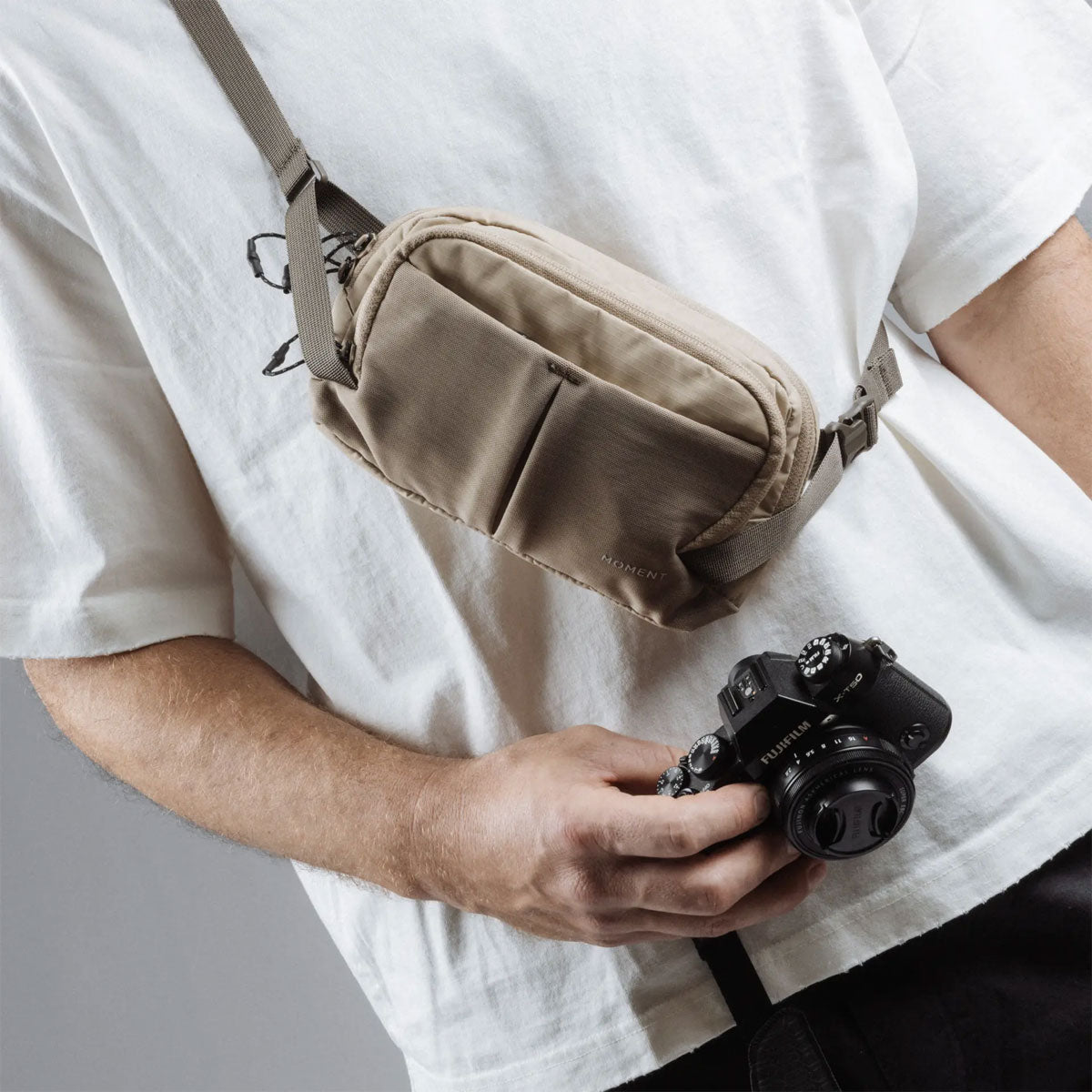 Moment : Take 1.5L Sling : Desert