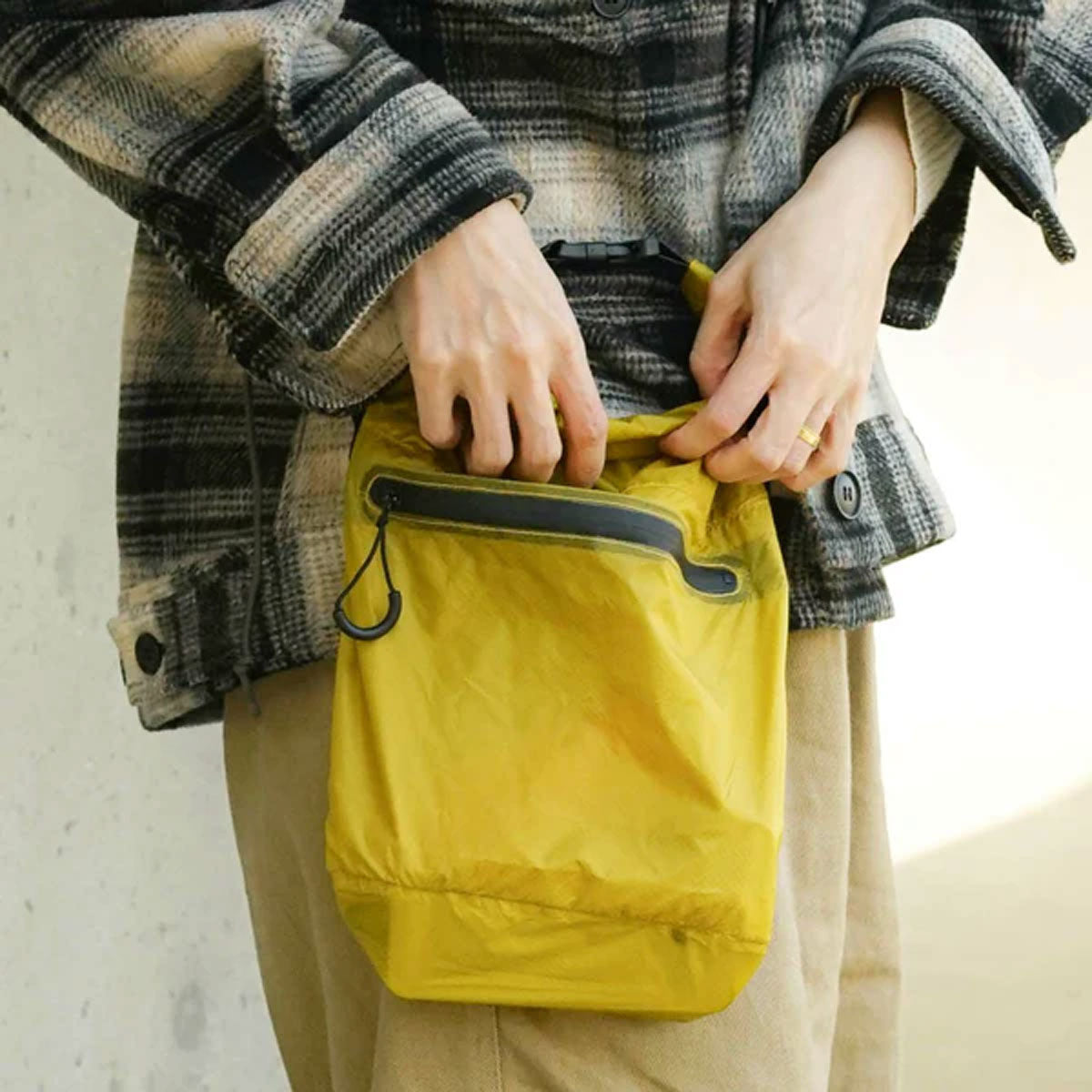 Nähe : Two Way Dry Bag S (6L) : Yellow