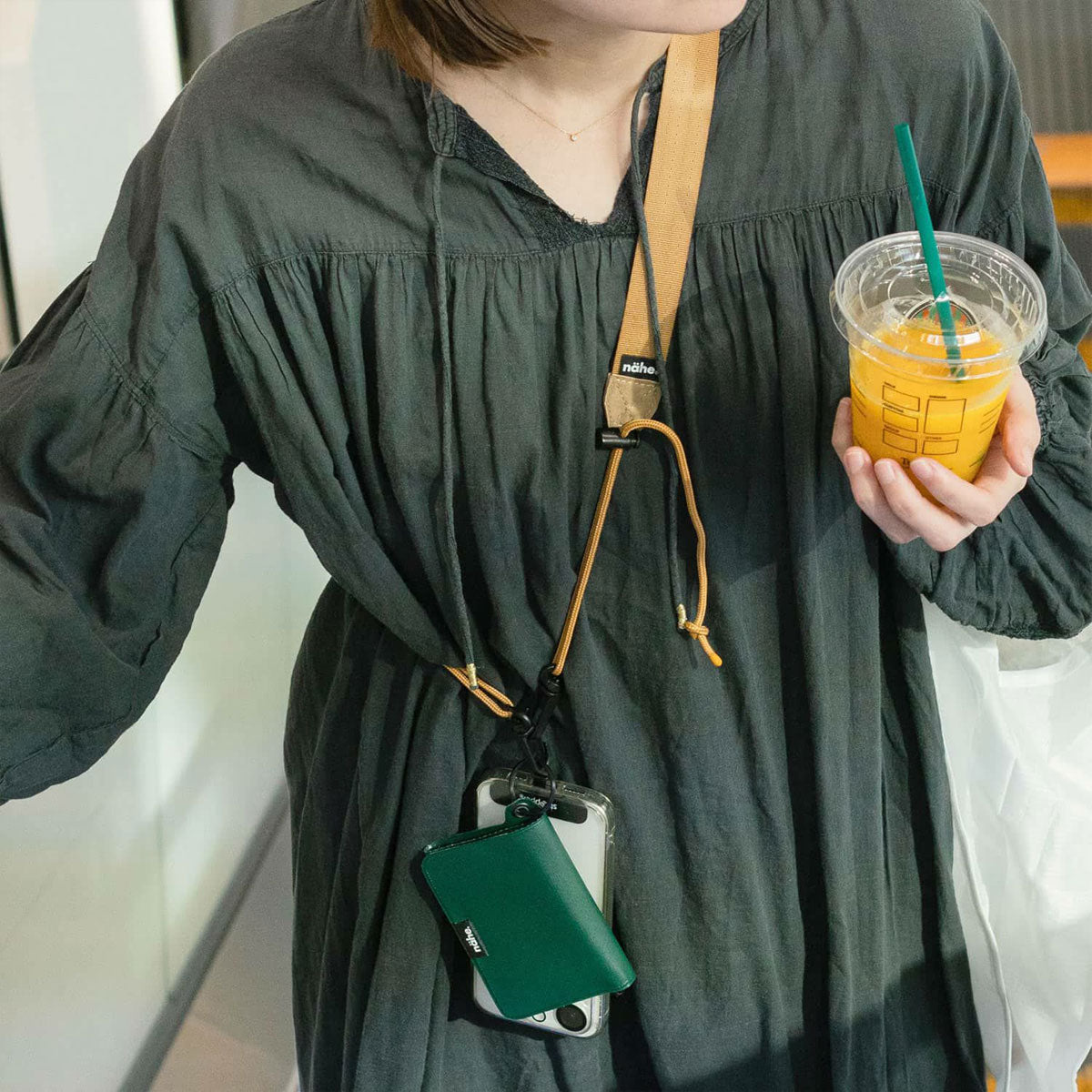 Nahe : Multi-Way Strap : Beige