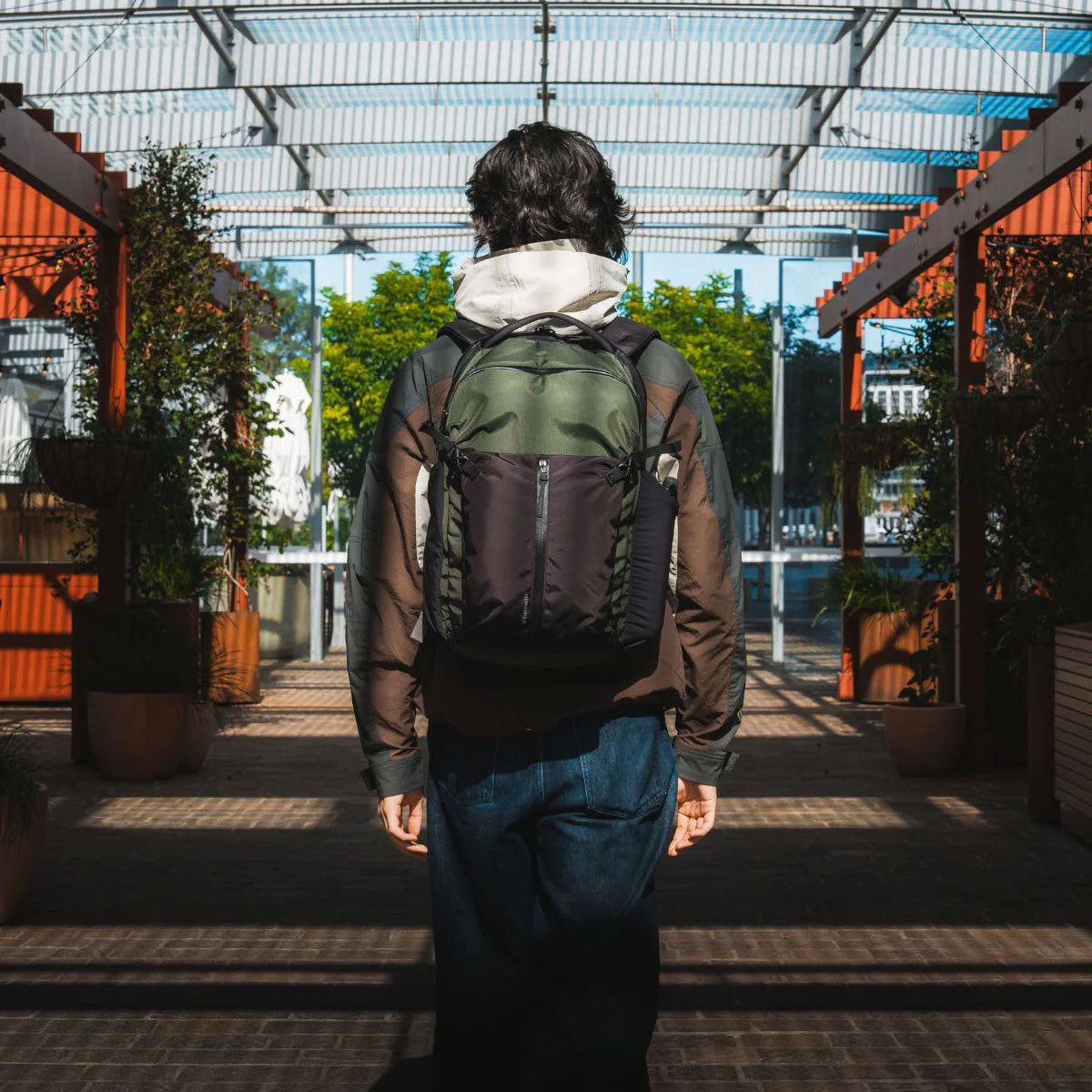 Rushfaster : EDC Pro Backpack 26L : Black
