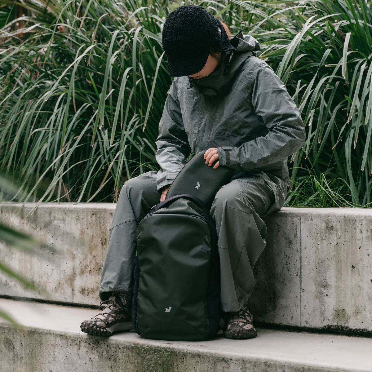 Rushfaster : EDC Pro Backpack 26L : Black