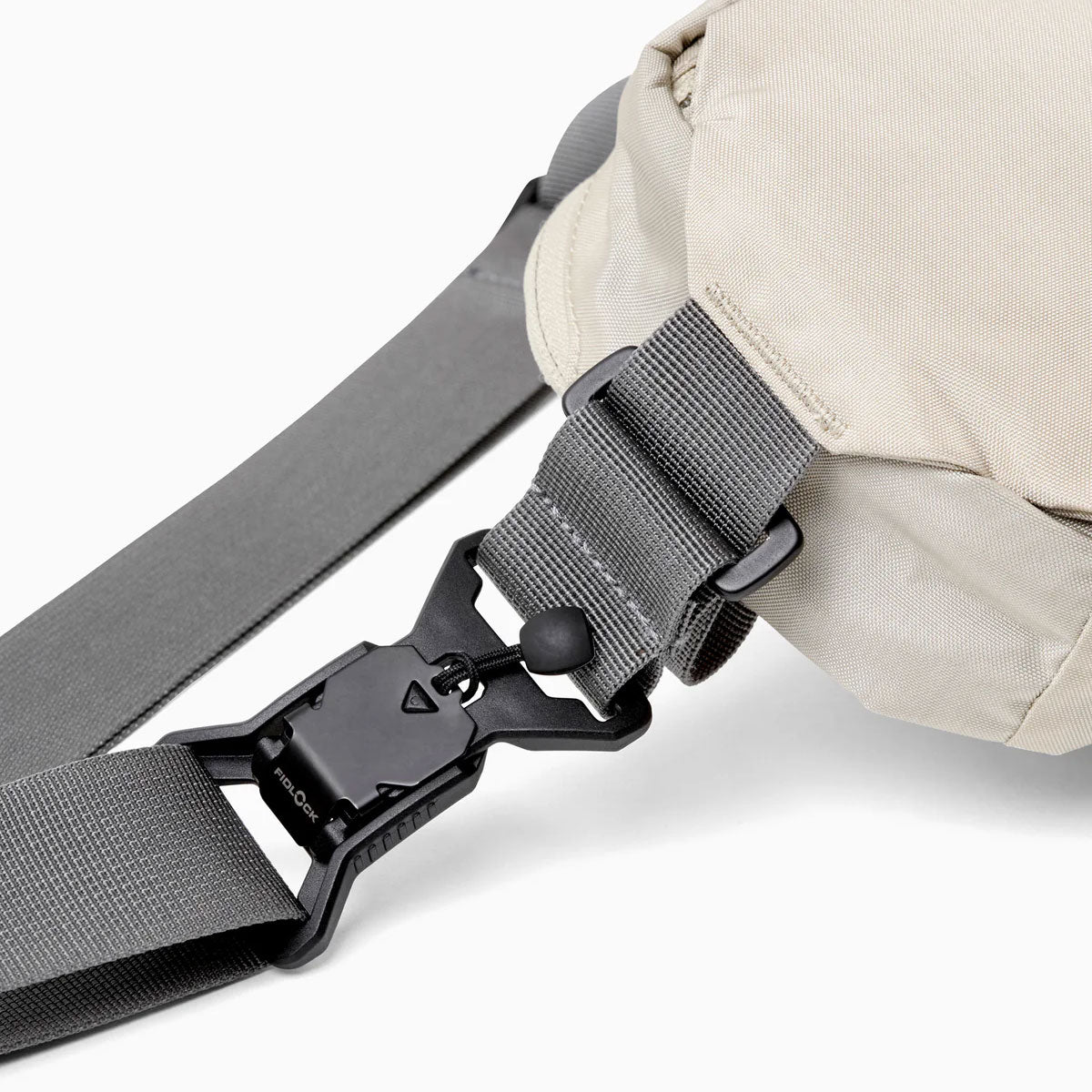 Rushfaster : EDC Sling Bag 4L : Sand