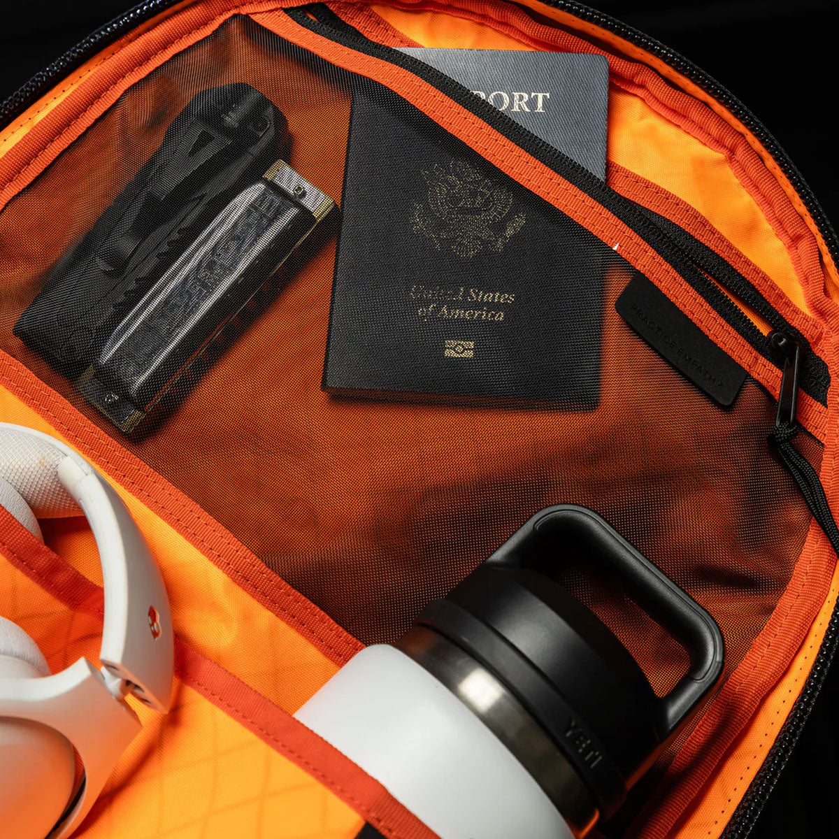 The Brown Buffalo : ConcealPack™ 21L : Black Grid