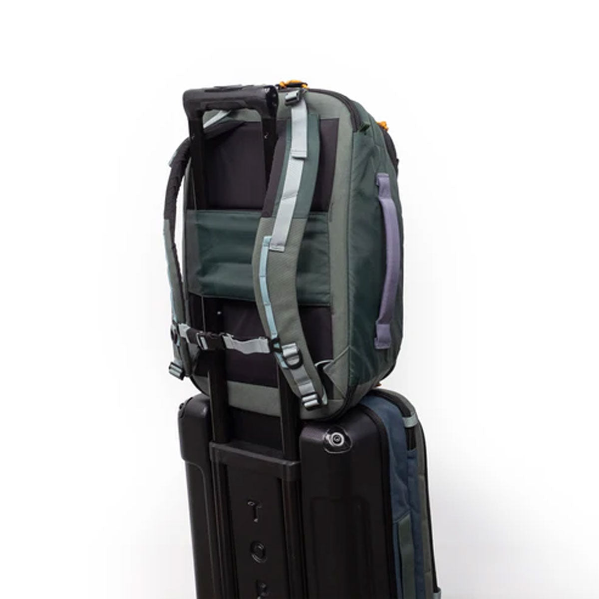 Topo Designs : Global Travel Backpack : Navy/Sahara