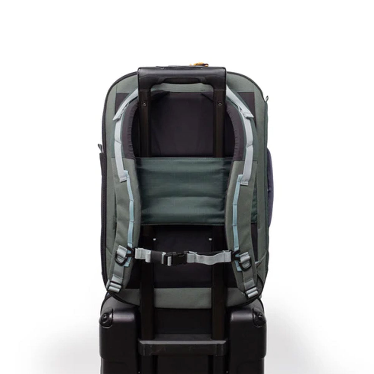 Topo Designs : Global Travel Backpack : Navy/Sahara