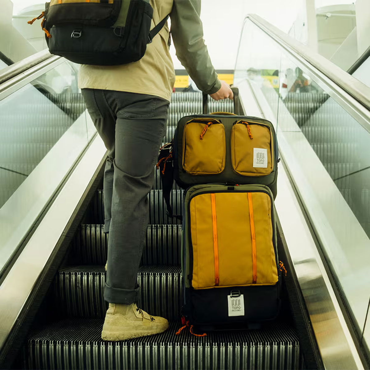 Topo Designs : Global Briefcase 20L : Black