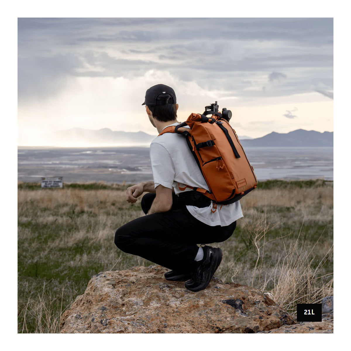 Wandrd : PRVKE V4 Backpack : Sedona Orange