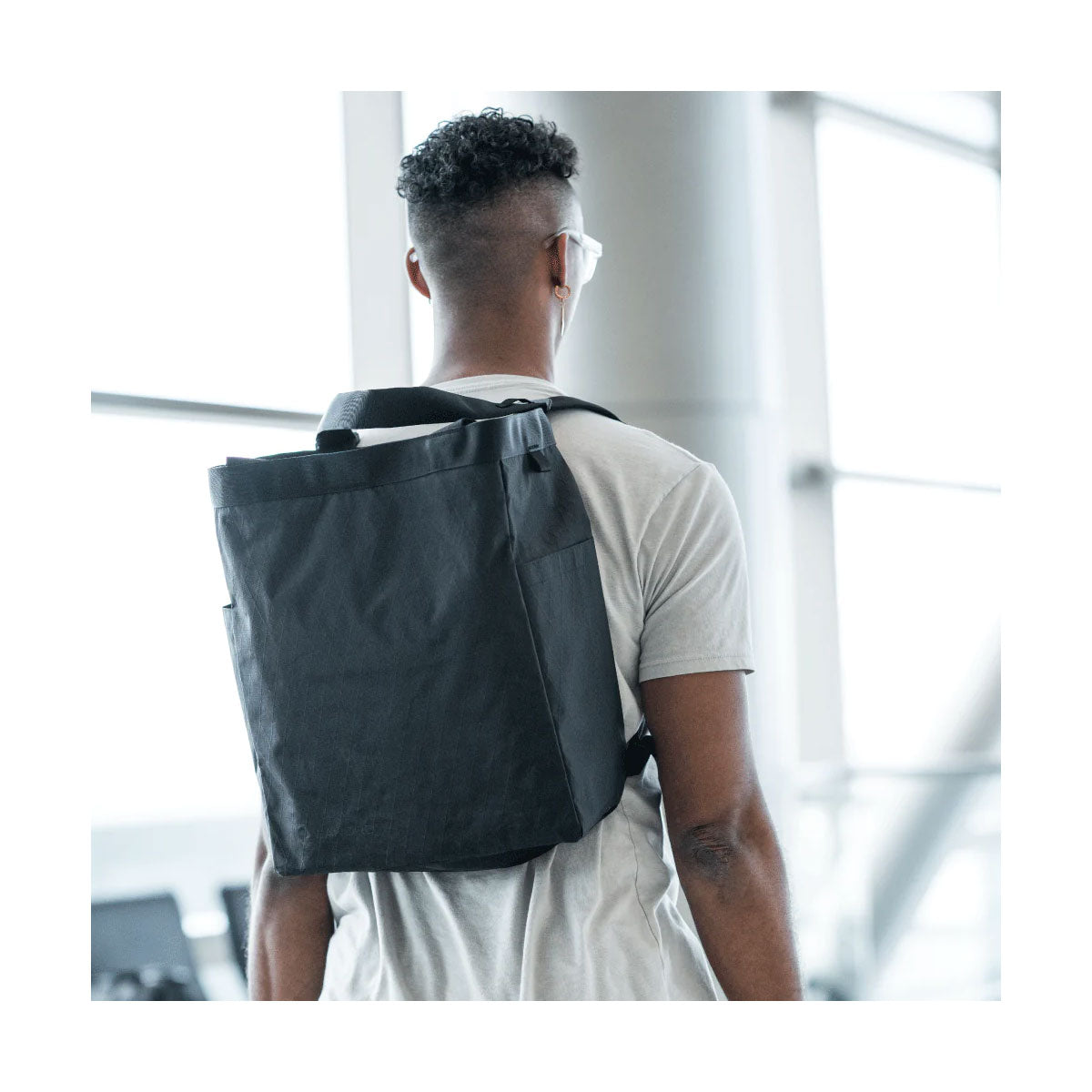 Wandrd : Tote Backpack