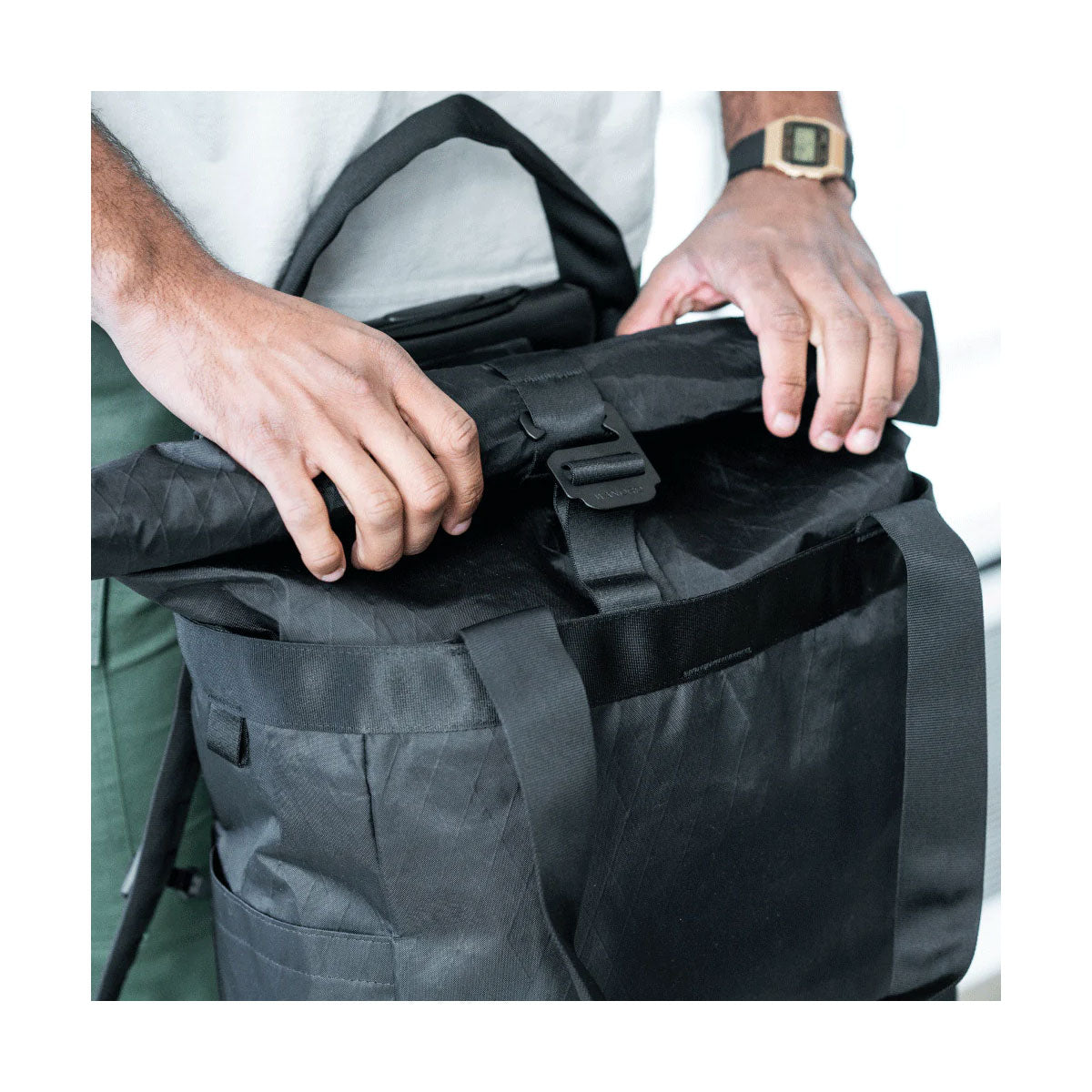 Wandrd : Tote Backpack