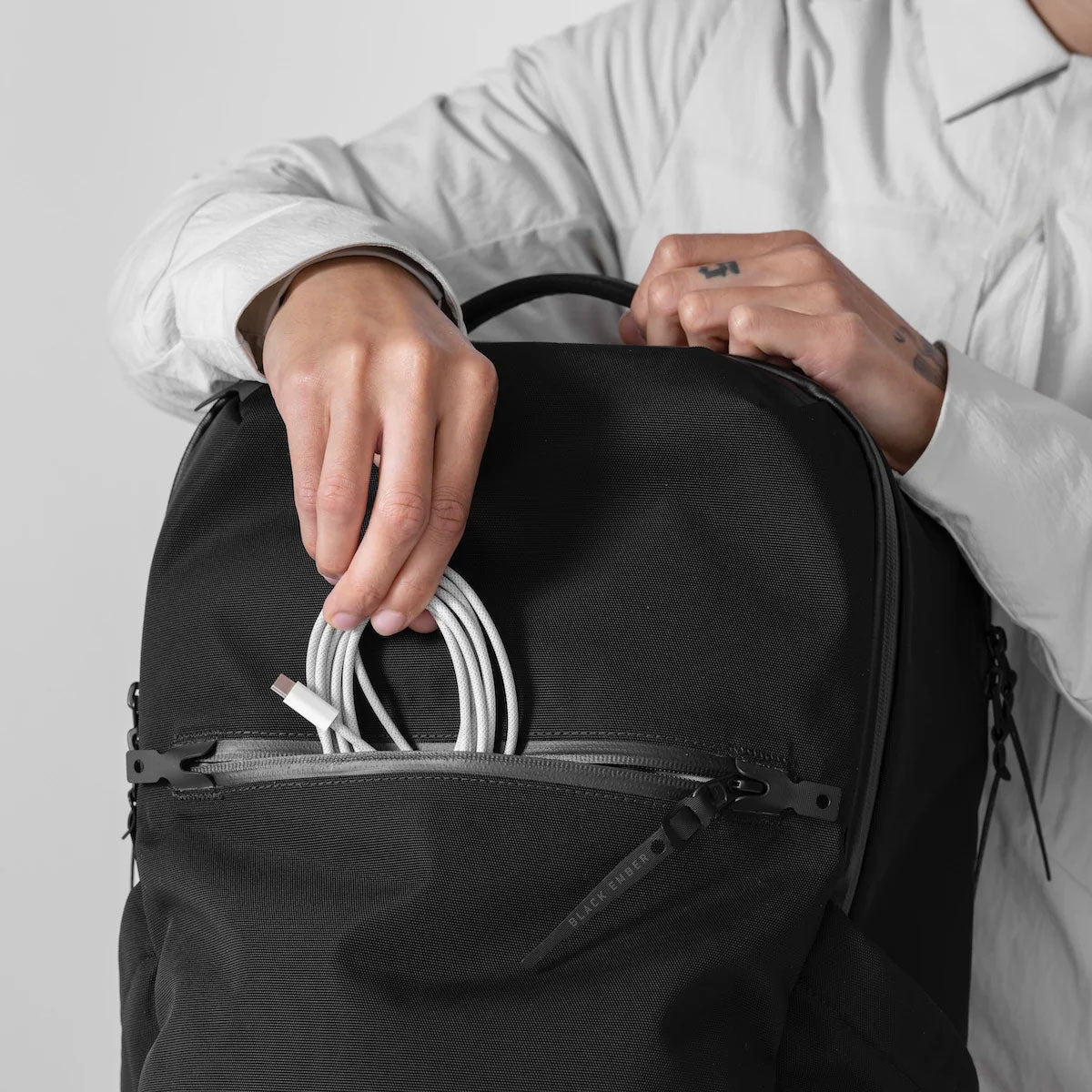 [PO] Black Ember : Citadel H2 25L : Jet Black