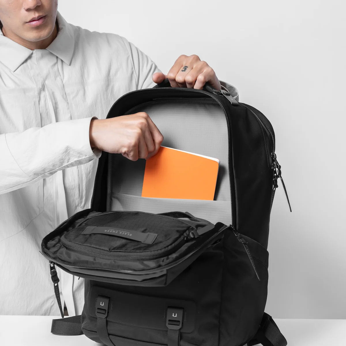 [PO] Black Ember : Citadel H2 25L : Jet Black