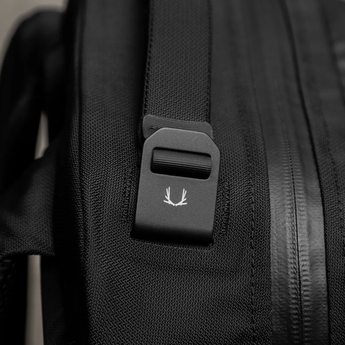 [PO] Black Ember : Citadel_R3 20 : Jet Black