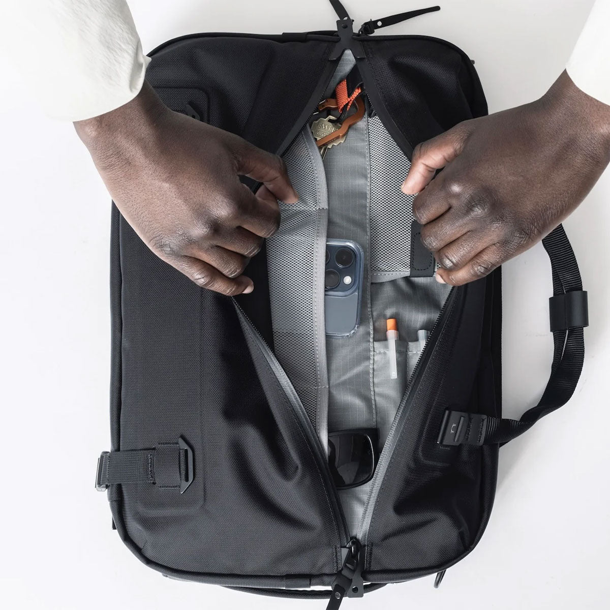 Black Ember Attach Water Bottle To Backpack FORGE MODULAR WATER