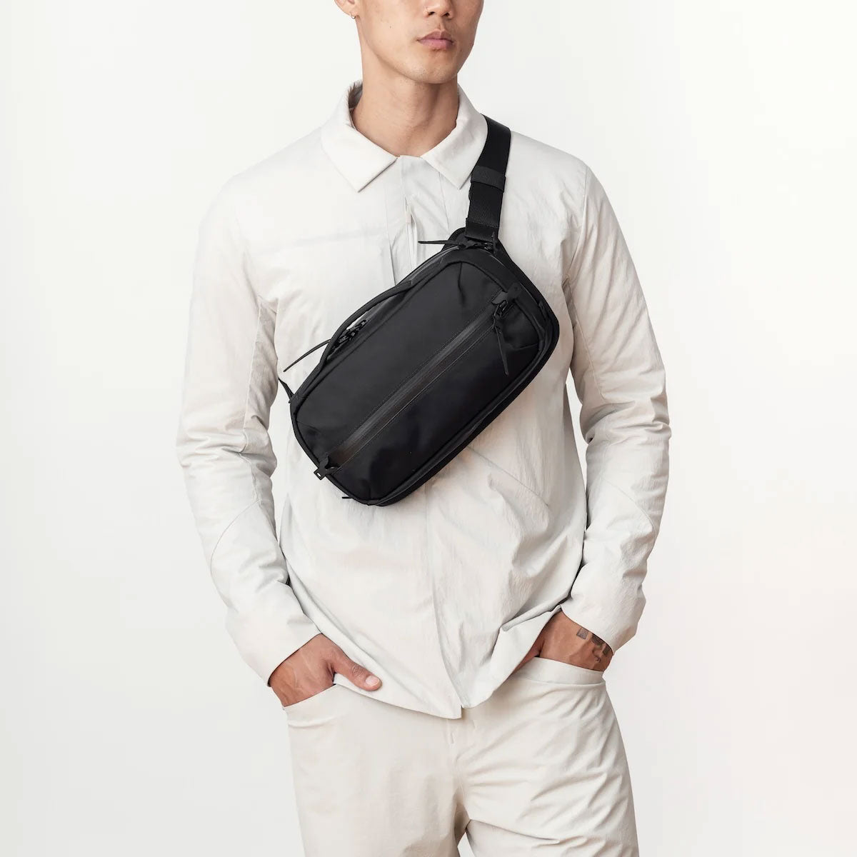 [PO] Black Ember : Grip Sling 06 : Jet Black