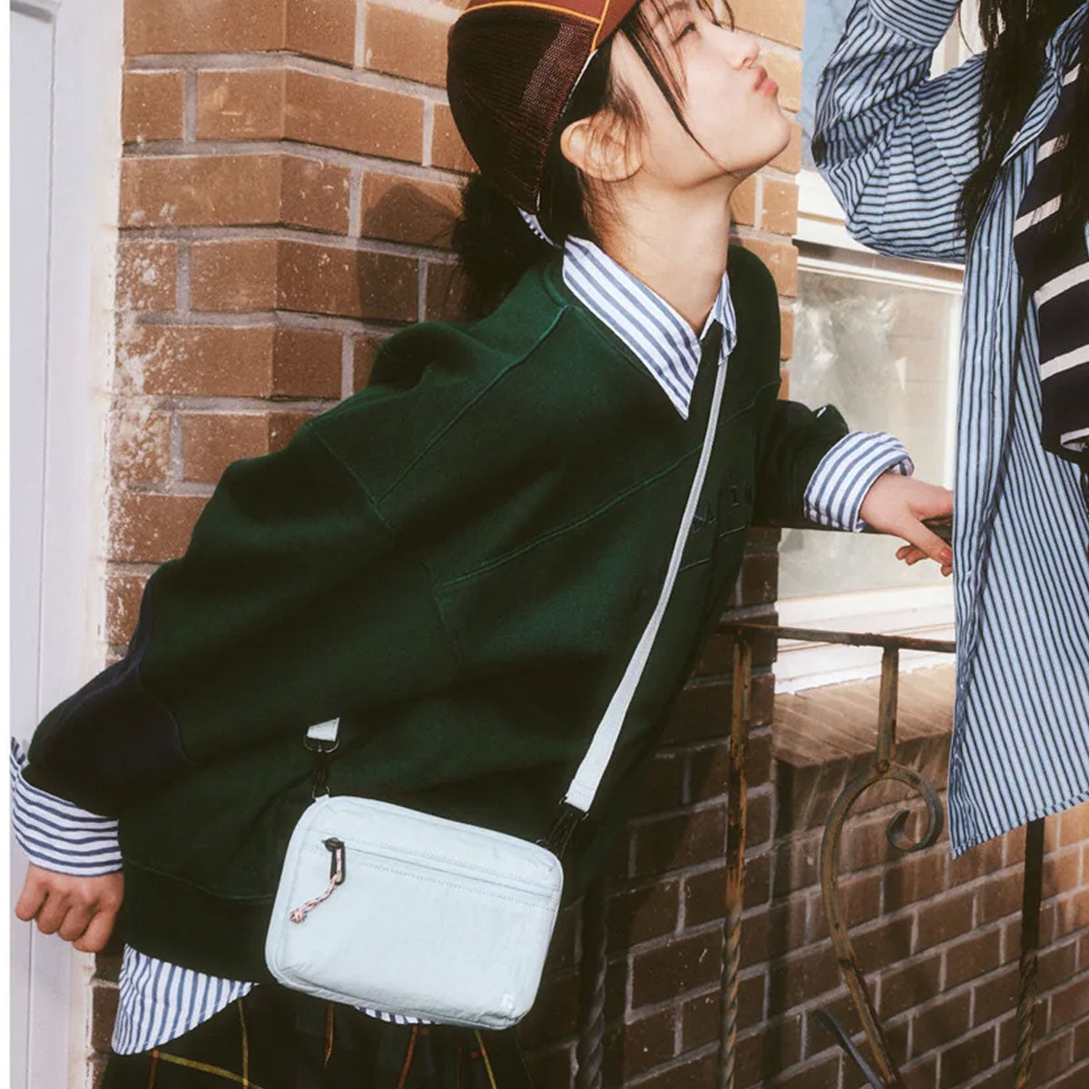 Branden : Safe Plus Wallet Bag : Pale Mint
