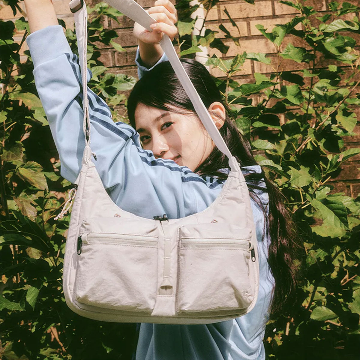 Branden : Safe Plus Cross Bag (Anti-Theft) 5L-9.5L : Pale Mint