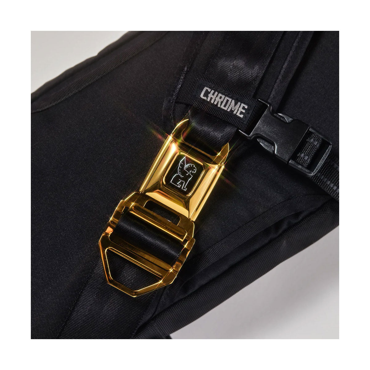 Chrome Industries: Seatbelt Buckle LG (2")