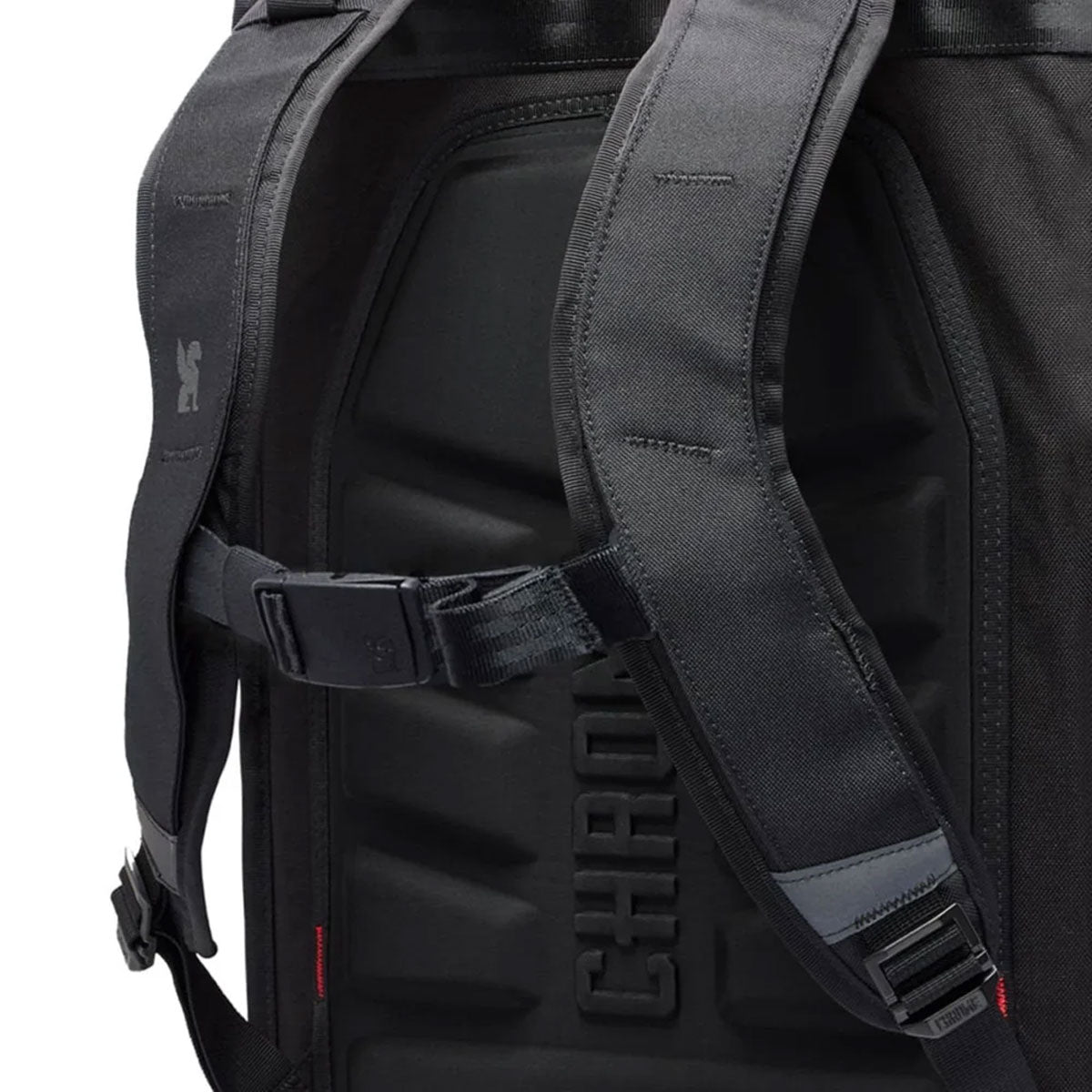 [PO] Chrome Industries : Barrage Freight 34L Pack : Black XRF