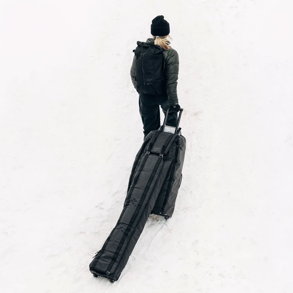 Db Journey : Snow Roller Pro 70L : Black Out