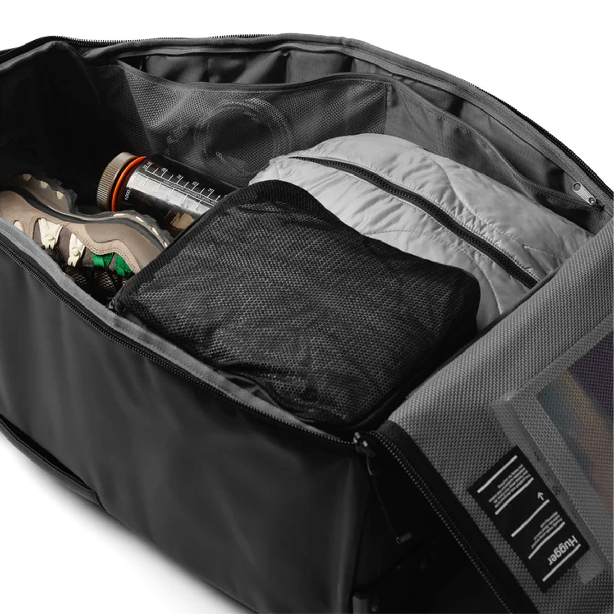 Db Journey : Hugger Roller Bag 60L : Black Out