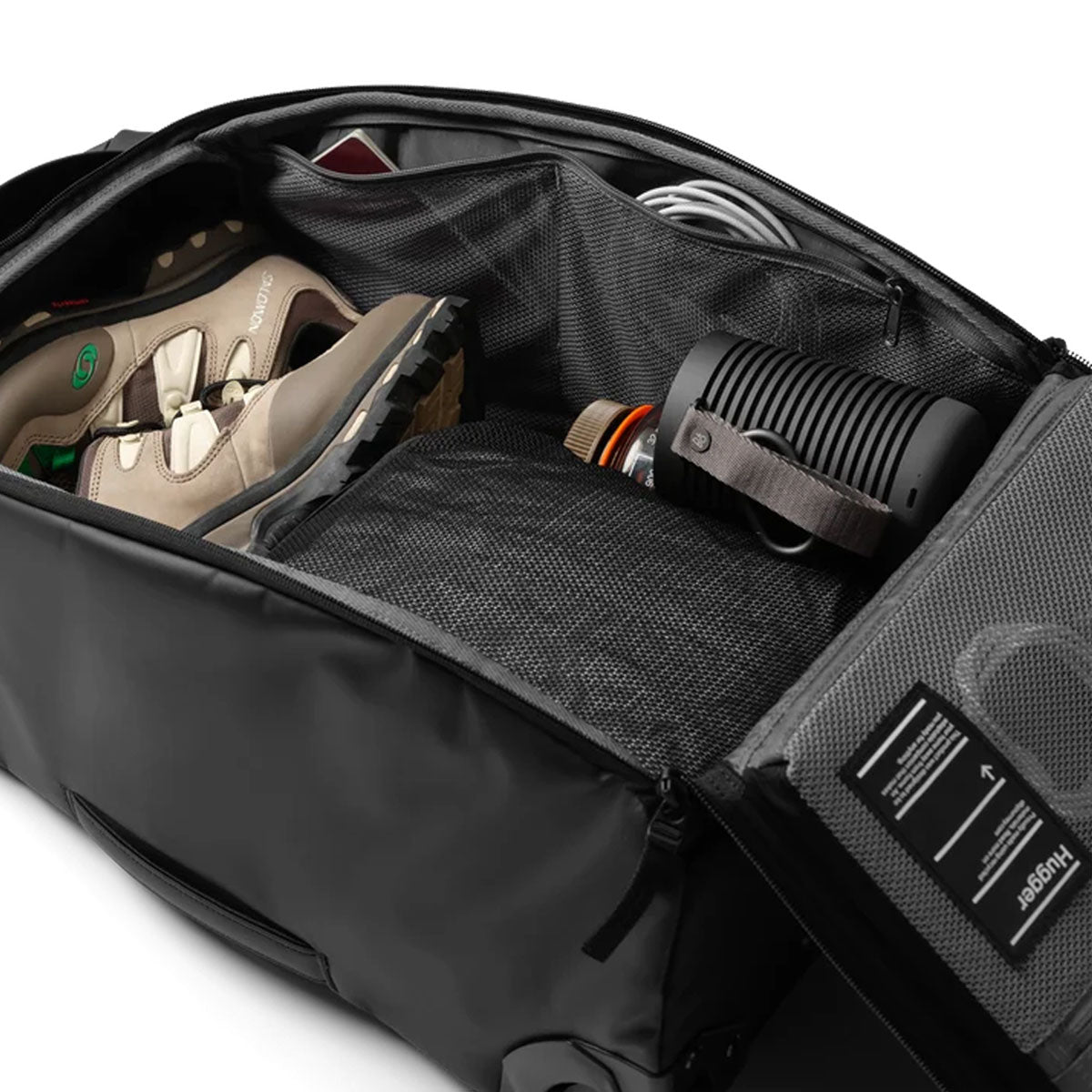 Db Journey : Hugger Roller Bag 40L Carry-on : Black Out