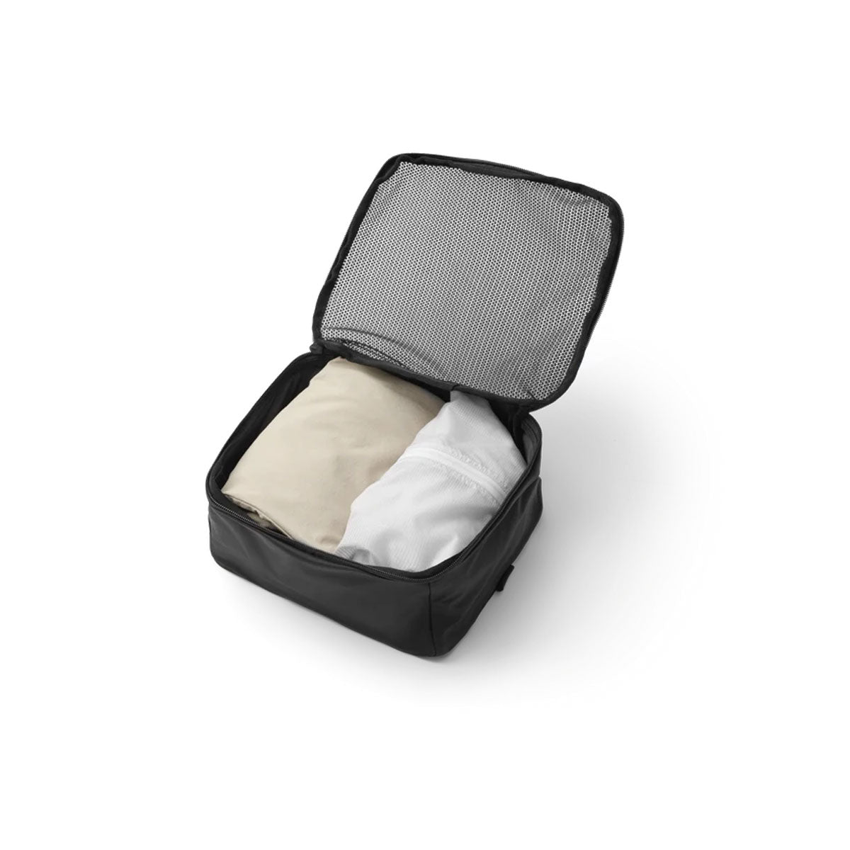 Db Journey : Essential Packing Cube M (6.5L) : Black Out