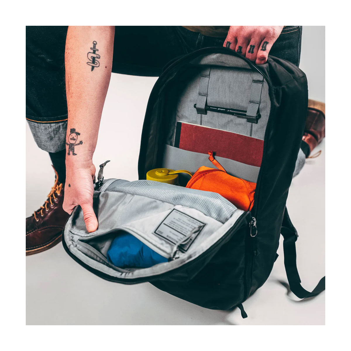 [PO] EVERGOODS : Civic Panel Loader 24L : Solution Dyed Black