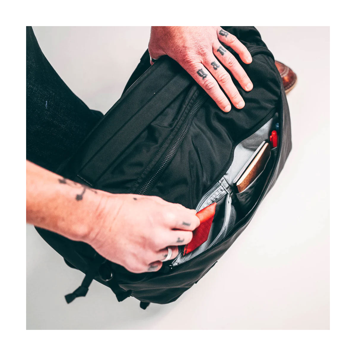 Civic Panel Loader 24L CPL24 by EVERGOODS The Bag Creature