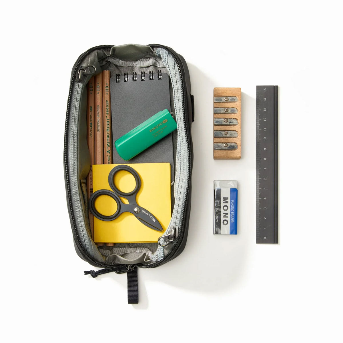 バッグ everyone PAPERBACK POUCH STANDARD EO PAPERBACK POUCH STANDARD EO | STANDARD | PRODUCTS | MONOLITH