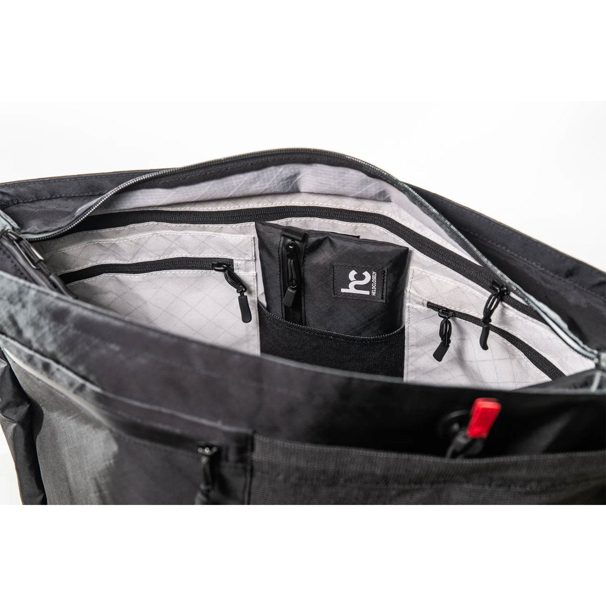 Heldclosely : The Traveler 34L Ecopak EPX200 : Black