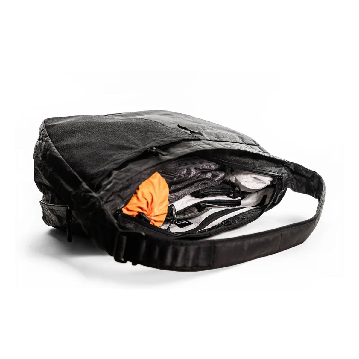 Heldclosely : The Traveler 34L Ultra200x : Grey