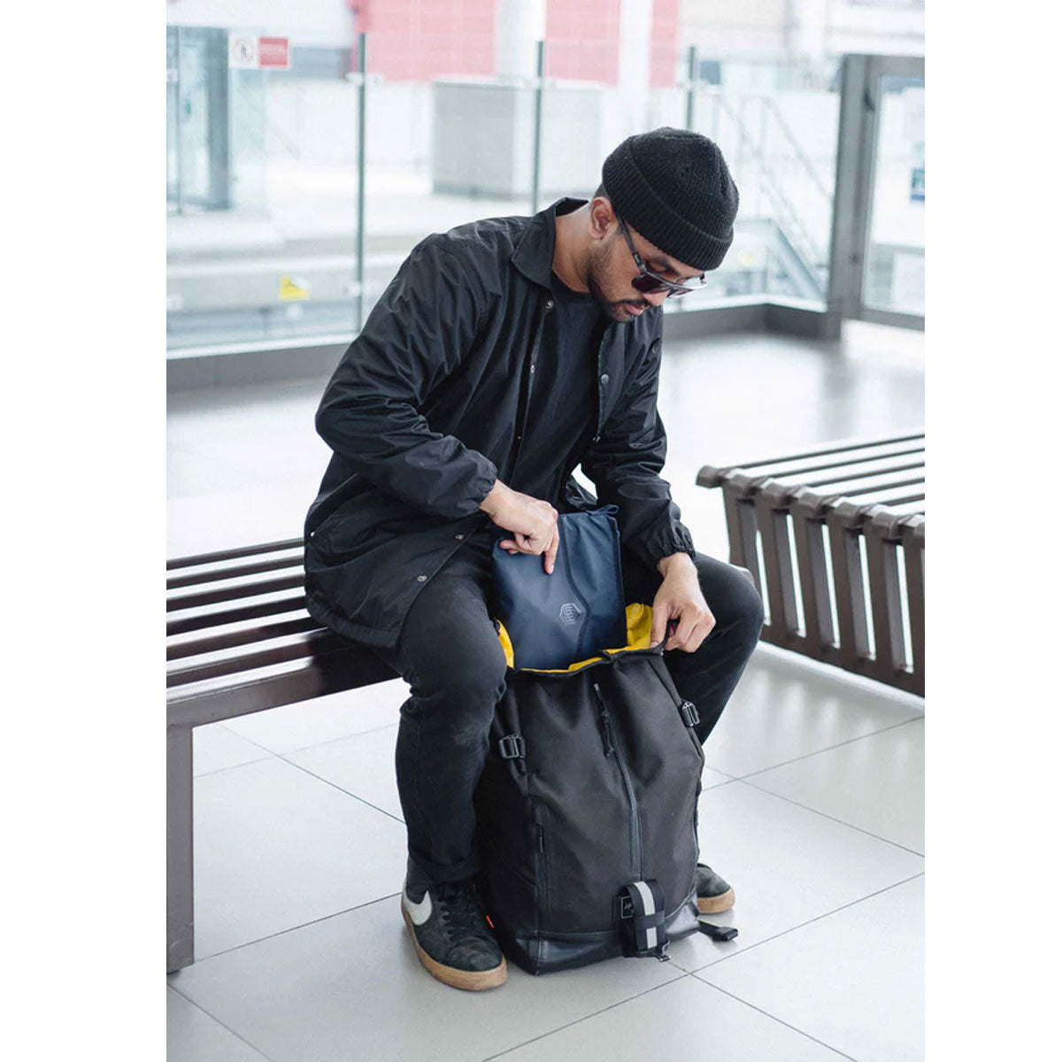 Life Behind Bars : Sacoche : X21 Slate Grey