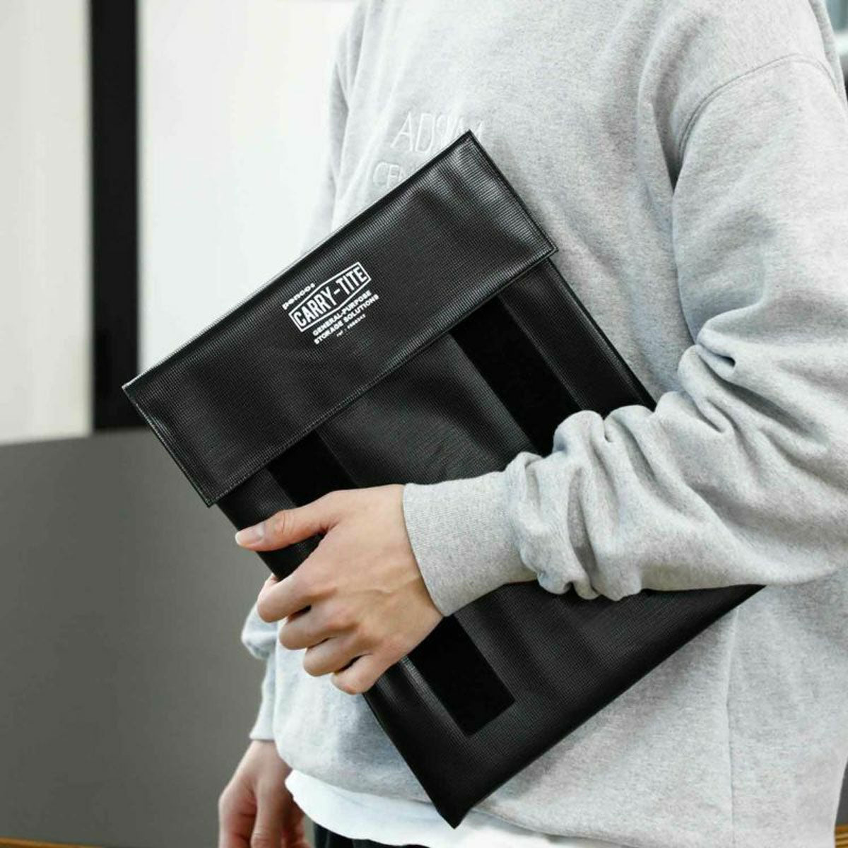 Penco : Carry Tite Case L : Black