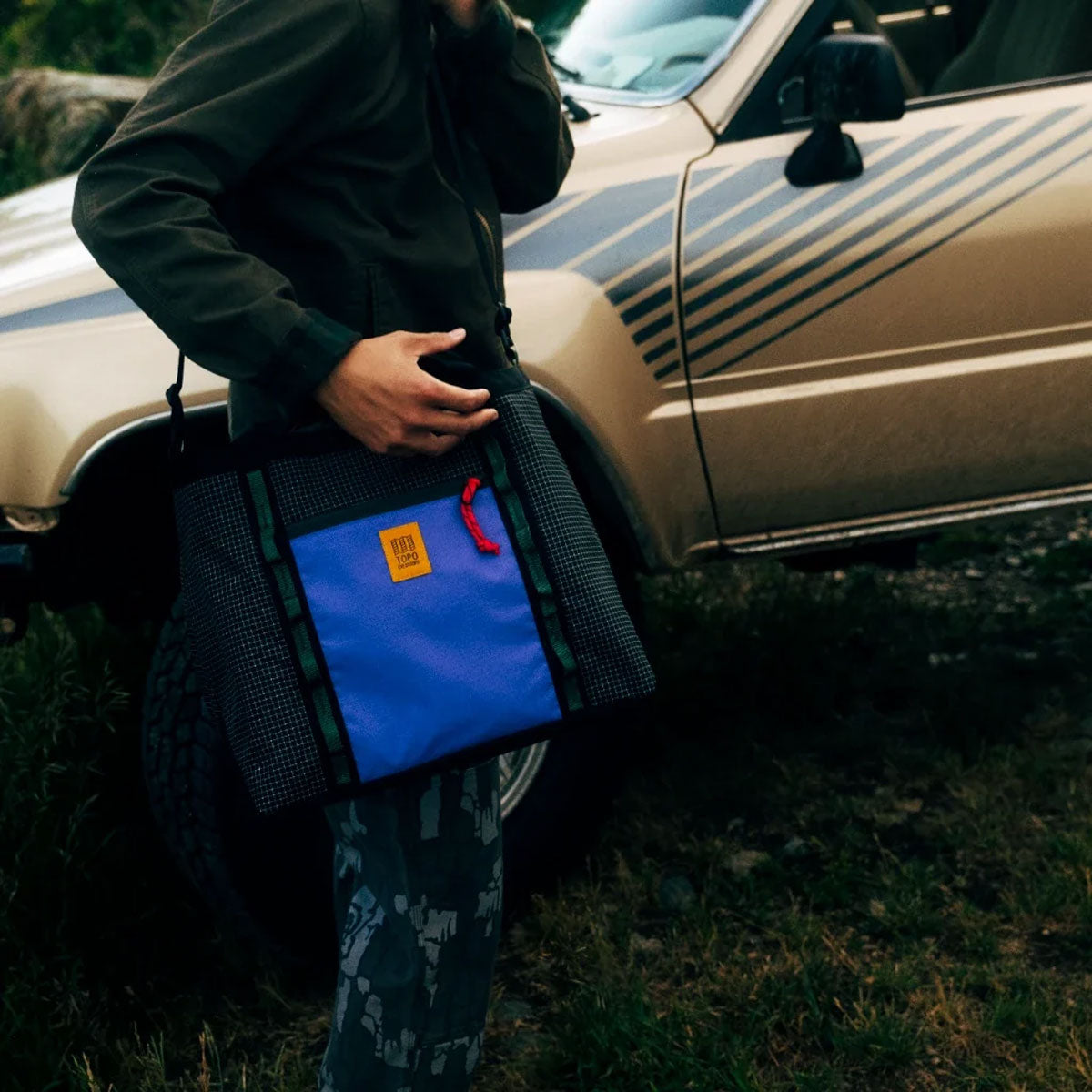 Topo Designs : Mountain Utility Tote : River Blue/Brown Oak