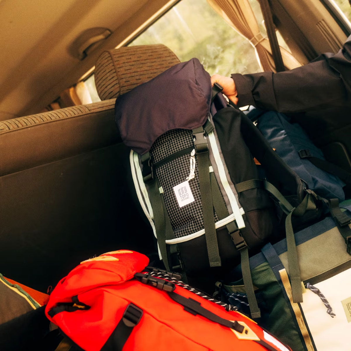 Topo Designs : Rover Trail Pack 24L : River Blue/Cobblestone