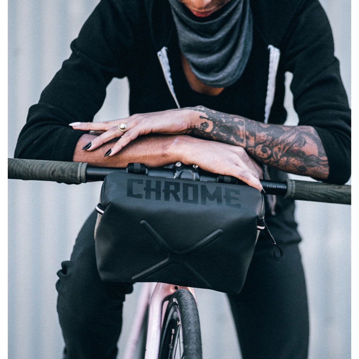 [PO] Chrome Industries : Helix Handlebar Bag