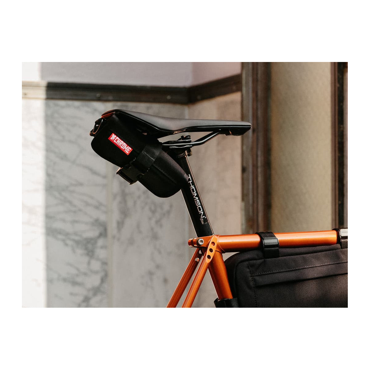 Chrome Industries : Doubletrack Saddle Roll