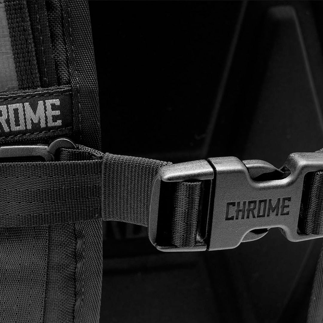 [PO] Chrome Industries : Hondo Backpack : All Black